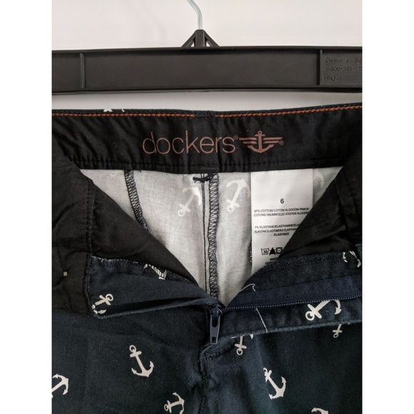 Navy Shorts with White Anchors - Picture 5 of 5